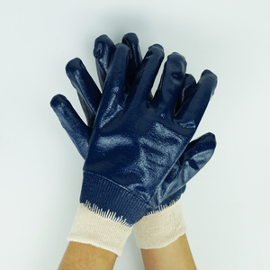 Gants de travail en nitrile durables avec une adhérence fiable, une conception sans silicone qui évacue l'humidité, épaisseur de 10 mil, dotés de matériaux flexibles - Product Image 6