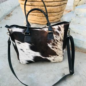 Sac fourre-tout en cuir de vachette uni avec fermeture éclair et broderie, style créateur, qualité boutique, usage quotidien, qualité supérieure - Product Image 2
