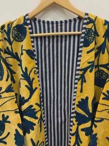 Kimono largo de terciopelo con bordado Suzani, cuello en V, manga larga, hecho a mano, clásico, estilo étnico, para invierno. - Product Image 3