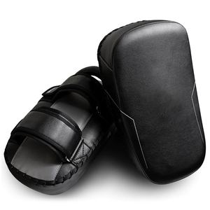 Almohadillas de Muay Thai al por mayor con logo personalizado, almohadillas curvas para patadas tailandesas, escudo de golpeo de cuero premium para MMA, equipo de entrenamiento de boxeo - Product Image 6