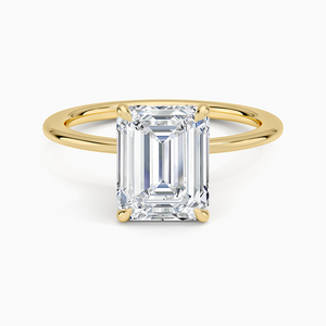 Magnifique bague en diamant avec un élégant design halo secret en or jaune - Product Image 1