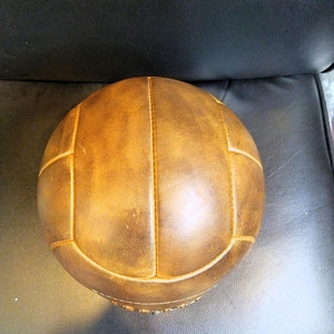 Balón de Fútbol Retro de Cuero Genuino Premium, Balón de Fútbol Vintage Hecho a Mano, Regalo Deportivo Clásico en Venta a un Precio Razonable - Product Image 5