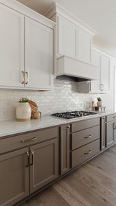 ตู้ครัวไม้เบิร์ชสีขาว สไตล์อเมริกัน ออกแบบตามสั่ง ไม้แท้สองสี แผงไม้อัดสไตล์ยุโรป ราคาโรงงาน - Product Image 3