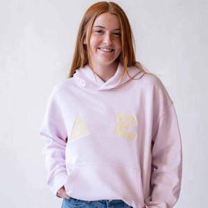 Sudadera con Capucha Extra Grande Rosa con Logotipo Frontal de Letras Griegas Bordadas, Material de Felpa, Manga Regular, Corte Unisex - Product Image 1