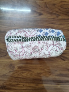 Corn husk clutch pouch Durable makeup pouch wholesale Soft portable cosmetic bag Lightweight puffer bag handle gift for her - Product Image 1