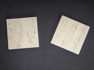 Sous-verres en travertin faits à la main, intemporels et élégants, prix pour deux - Product Image 4