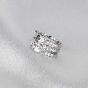 แหวนมอสซาไนต์ทรงต่างๆ หลายแบบ ประดับสามแถวเต็มวง ดีไซน์โรแมนติก ทำจากเงินแท้ 925 เหมาะเป็นของขวัญสำหรับแฟนสาว - Product Image 1