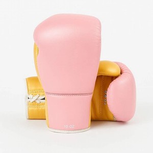Gants de boxe professionnels de haute qualité en cuir de vachette véritable rose doré à lacets, sur mesure, pour l'entraînement. - Product Image 1