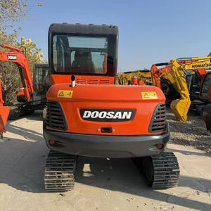 Escavadora Hidráulica <span class=keywords><strong>Mini</strong></span> Doosan DX60 de 6 Toneladas Usada com Baixa Horas de Uso, 500 Horas de Trabalho, Original da Coreia - Product Image 3