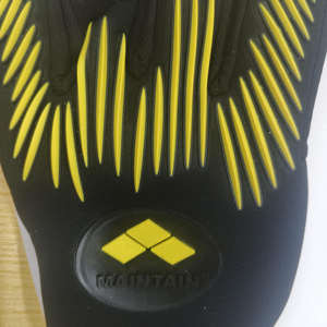 ค้นหาไอคอนที่คล้ายกัน ดีไซน์ใหม่ ขายดี คุณภาพสูง น้ำหนักเบา ถุงมือผู้รักษาประตู ป้องกันนิ้วมือเต็มรูปแบบ ถุงมือโกล - Product Image 6