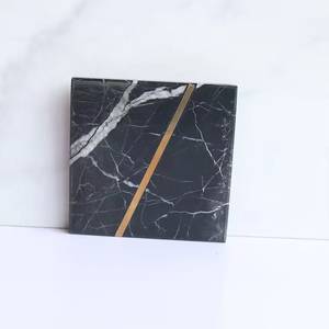 Juego de Posavasos Modernos de Mármol, Redondos, Hexagonales y Cuadrados, de Piedra Verde y Negra con Franja Dorada, Antideslizantes, Decoración de Mesa - Product Image 2