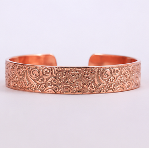 Bracelet magnétique ouvert en cuivre pur, gravé Arbre de Vie, fait main, gaufré, bijou de luxe et de mode - Product Image 6