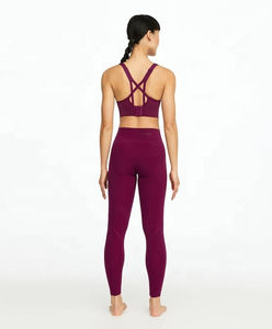 Ensemble de yoga sans couture pour femme, tenue de sport durable avec crop top, meilleur prix abordable avec services OEM - Product Image 5