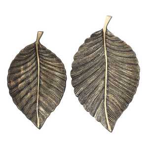 Plateaux décoratifs en laiton rustique, forme irrégulière, finition patinée antique, design feuille, 2 pièces, motif végétal, artisanat de précision - Product Image 1