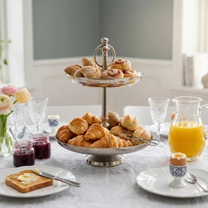 Soporte de metal de tres niveles para pasteles con platos blancos para servir en fiestas de té, diseño reutilizable - Product Image 2