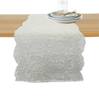 Chemin de table élégant et moderne en dentelle géométrique blanche, mélange polyester/coton, motif tissé brodé, forme rectangulaire 40x200cm
