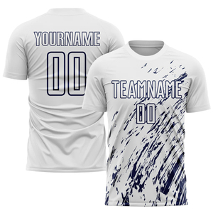 ชุดฟุตบอลแบบขายส่งพร้อมตัวอย่างฟรีปี 2026 เสื้อฟุตบอลพิมพ์ลายแบบซับลิเมชั่นสั่งทำได้เต็มรูปแบบ โพลีเอสเตอร์ 100% แห้งเร็ว สำหรับทุกเพศ - Product Image 2