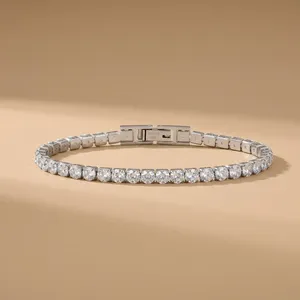 Bracelet tennis en diamant de laboratoire RAMDUT IMPEX, plaqué or 14 carats, serti en canal, taille brillant, style hip-hop, certifié IGI, modèle unisexe - Product Image 4
