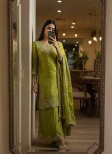 Ensemble Kurta Palazzo vert brodé pour femme avec dupatta – Élégant costume ethnique indien/pakistanais pour occasions festives et soirées - Product Image 2
