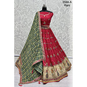 Collections de velours de vêtements de mariée indiens pour la mariée avec le travail de Zarkhan par Fabzone - Product Image 4