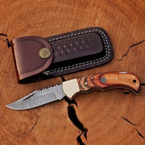 Couteau pliant en acier Damas à succès avec verrouillage arrière, poignée en bois Pakka, fourreau, couteau de poche EDC pour camping, OEM - Product Image 1