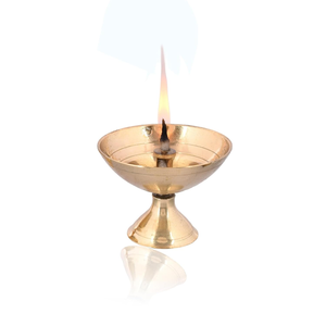 Lampe à huile Akhand Diya en laiton de qualité supérieure pour la décoration de la salle de prière et des temples, et les cadeaux du festival Diwali - Product Image 4