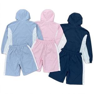 Conjunto Deportivo de Poliéster para Hombre, Chaqueta Cortavientos y Pantalones Cortos Personalizados, Traje para Correr, Conjunto de Pantalones Cortos Cortavientos de Nailon en Color Personalizado - Product Image 3
