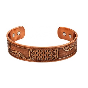 Medalla de Latón Zara Enterprises para Hombre, Ecológica, Pulida, Grabada con Láser, Tema Amor, para Deportes y Juegos, con Cierre Magnético Ajustable - Product Image 6