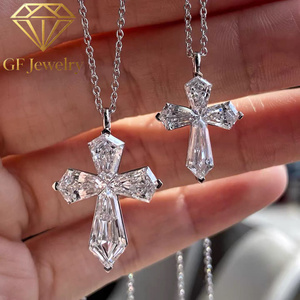 Pendentif croix de luxe en platine avec diamant de laboratoire 3 carats taille fantaisie, serti invisible, bijou raffiné - Product Image 2