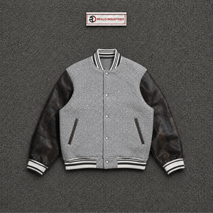 Blouson universitaire gris en gros avec manches en cuir PU noir, col rabattu, tenue décontractée d'automne, streetwear d'hiver décontracté haut de gamme - Product Image 5