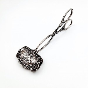 ที่คีบขนมสแตนเลสหรูหรา สไตล์วินเทจ สำหรับเสิร์ฟเค้ก ขนมปัง ของหวาน อุปกรณ์บนโต๊ะอาหารในครัว ทนทาน ใช้ได้ทั้งที่บ้านและโรงแรม - Product Image 1