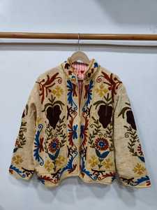 Chaqueta de algodón bordada Suzani del fabricante, ropa exterior étnica colorida, chaqueta étnica de algodón para fiestas, chaqueta bomber Suzani. - Product Image 3