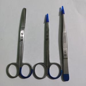 Pince à pansement chirurgical 14 cm à usage unique instruments chirurgicaux en acier inoxydable de qualité médicale - Product Image 5