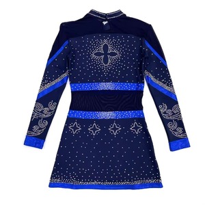 Fabricant d'uniformes de cheerleading sur mesure OEM/ODM, vente en gros de tenues de cheerleading, jupe en spandex, design perlé, broderie - Product Image 3