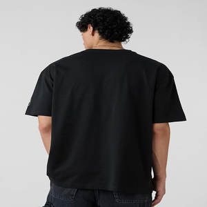 Camiseta de hombre de algodón de alto gramaje 425 g/m² oversize de color liso con hombros caídos y manga corta, estilo holgado de marca de moda - Product Image 1