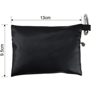 Pochette de golf en cuir de luxe, organiseur d'accessoires, avec un aspect élégant et une fermeture éclair sécurisée pour un confort optimal, en vente - Product Image 3