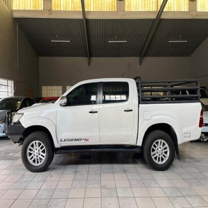 Toyota Hilux Pick-up, Histoire impeccable, peu utilisée, entièrement bien entretenue, documents complets, aucun problème mécanique caché - Product Image 2