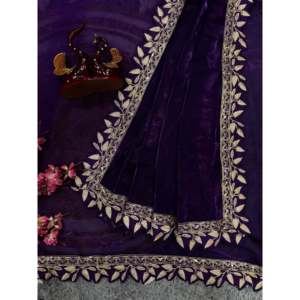 Sari de soirée de créateur avec broderie de paillettes et bordure en dentelle - Product Image 3