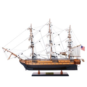 Modèle de bateau en bois USS Constitution, petit modèle artisanal de la flotte américaine, bateau à voile Old Ironsides, décoration, 57,15Lx19Wx49,53H cm - Product Image 1