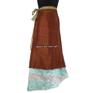 Jupe longue en soie indienne à deux couches, réversible, style sari, paréo de plage, sarong en soie - Product Image 3