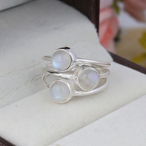Bague en argent sterling 925 avec pierre de lune arc-en-ciel, pierre de naissance, triple pierre de lune naturelle, style bohème, empilable, pour femme - Product Image 5