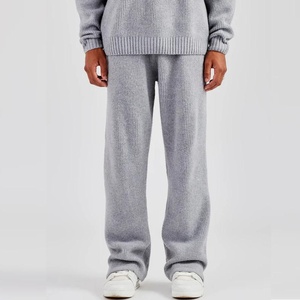 ชุดฤดูหนาวใหม่สำหรับผู้ชาย กางเกงไหมพรมเนื้อนุ่มทรงหลวม แต่งกระเป๋าถักพร้อมโลโก้สั่งทำ กางเกงจ็อกเกอร์ไหมพรมสำหรับผู้ชาย - Product Image 6