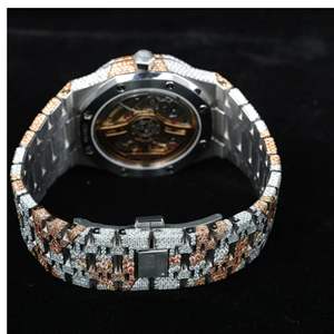 Montre Hip-Hop de Luxe pour Homme avec Mouvement à Quartz Entièrement Personnalisé, Bracelet de 20 mm, Verre Sertie de Diamants de Laboratoire, Style Affaires, Idéale comme Cadeau - Product Image 4