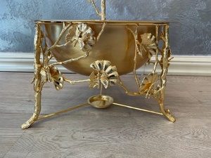 Plateau de service Saleem avec couvercle, finition brillante et polie, plaqué or, couleur argent/or, moderne, écologique, unique et élégant - Product Image 6