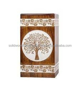 Urnes en bois professionnelles adultes de cendres humaines soutenant des urnes en bois personnalisées - Product Image 1