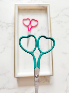 Tijeras para manicura en forma de corazón, color rosa y verde real, de acero inoxidable, para cortar cutículas, herramienta de belleza duradera, para diestros - Product Image 2
