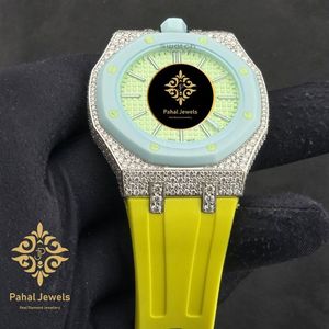 นาฬิกาข้อมือ Pahal Jewels สแตนเลสสตีลหรูหรา ประดับคริสตัลแซฟไฟร์ ควอตซ์ ตัวเรือนทรงแปดเหลี่ยม ขอบเพชร หน้าปัดสีเขียว ดีไซน์เรียบง่าย สีเหลือง - Product Image 2
