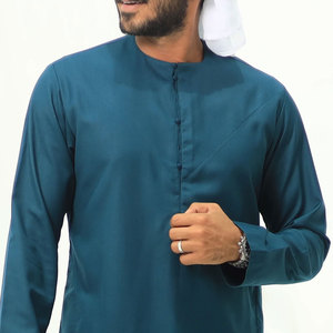 <b>Thobe</b> OEM Factory Custom Islamic Clothing with Modern Tailoring for Global Clothing Brands and Export - Product Image 1