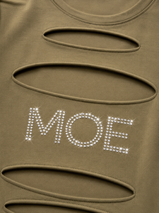 Camiseta de mujer con logo personalizado y adornos de diamantes de imitación, verde oliva, manga larga, corte ajustado, blusa de punto para primavera. - Product Image 5