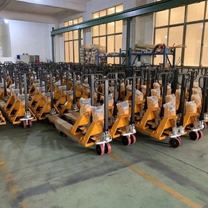 Chariot à palettes manuel hydraulique robuste de 1 tonne, modèle CPD20, garantie 1 an, état neuf, matériaux de qualité supérieure - Product Image 6